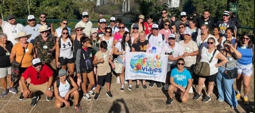 Grupo de Full Viajes en las Cataratas del Iguazú