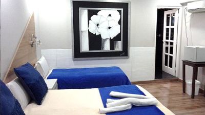 Hotel Iris